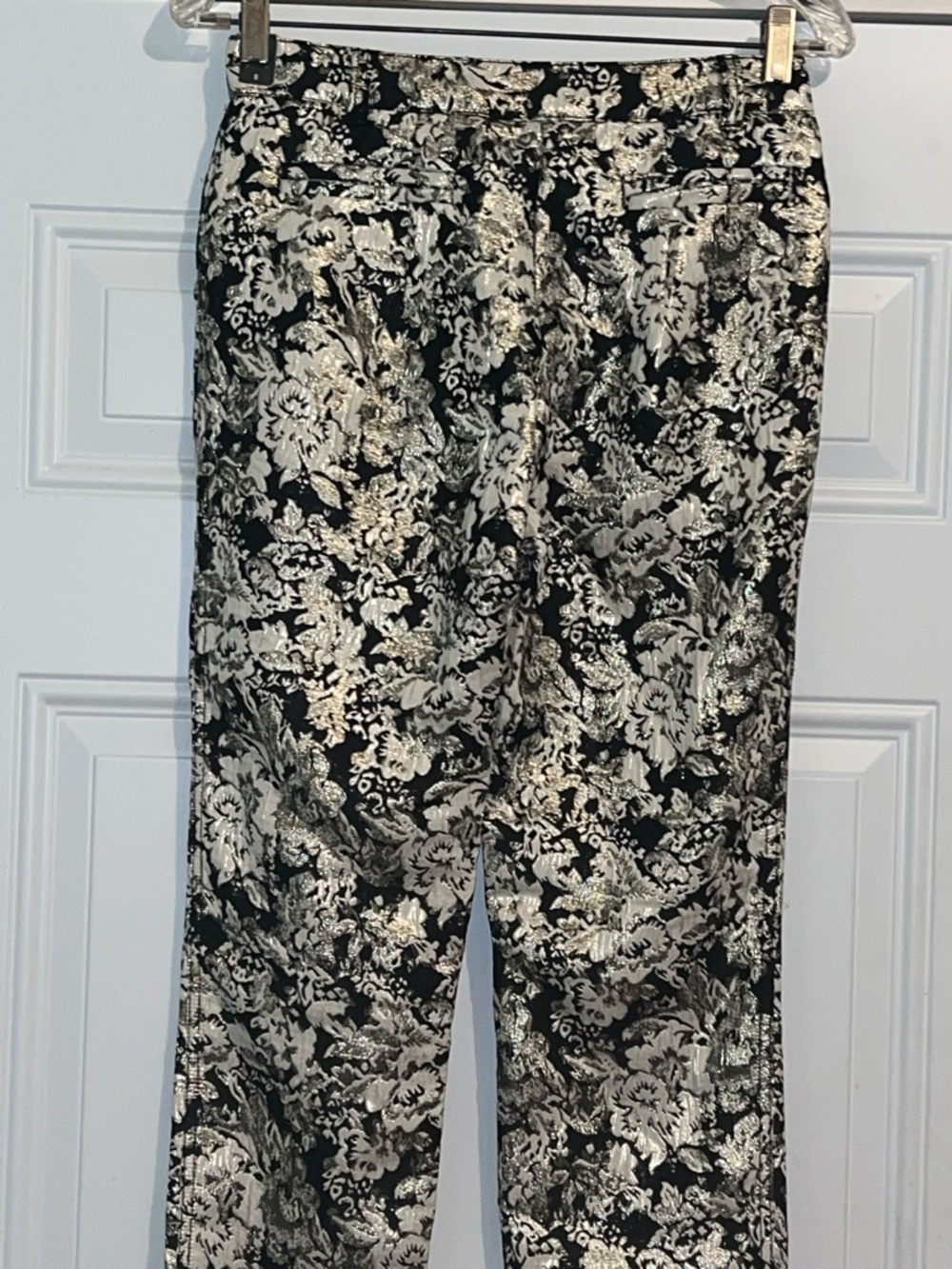 Abercrombie & Fitch Black and Cream Floral Jeans Dress Pants - Picture 8 of 9